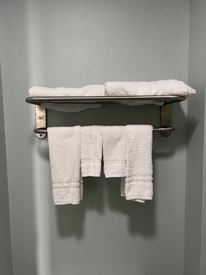 Pelham Executive Inn מראה חיצוני תמונה
