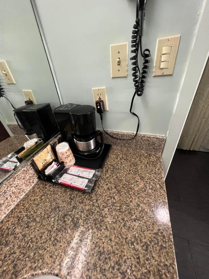 Pelham Executive Inn מראה חיצוני תמונה